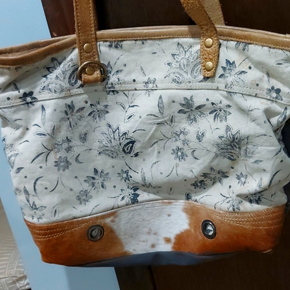 Excellent condition Myra Bag